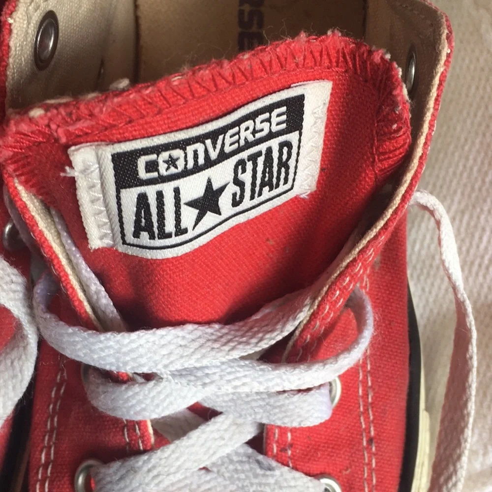 Red Converse Size 2 1/2